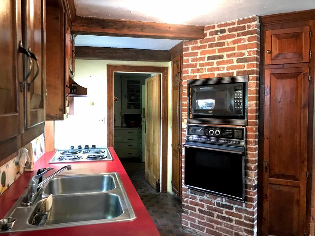 29 South Road Ashby, MA 01431 - Photo 4 of 42