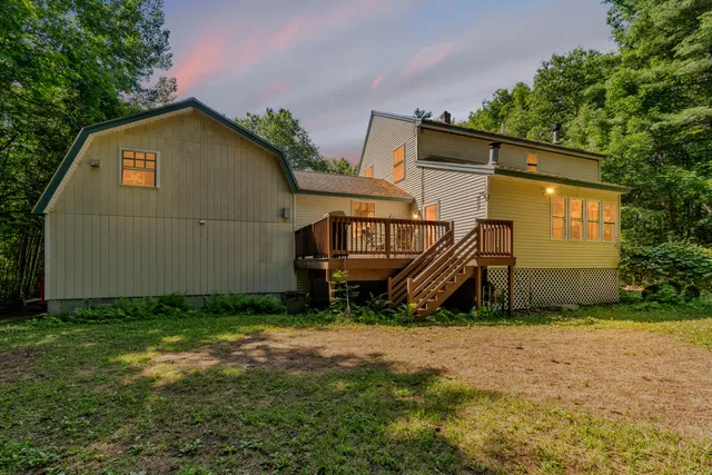 $550,000 | 80 Spiller Hill Road, Raymond, ME 04071