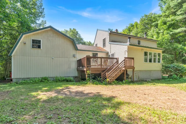 $550,000 | 80 Spiller Hill Road, Raymond, ME 04071