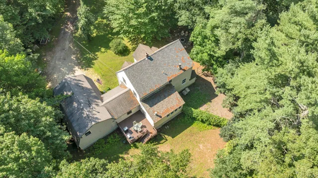 $550,000 | 80 Spiller Hill Road, Raymond, ME 04071