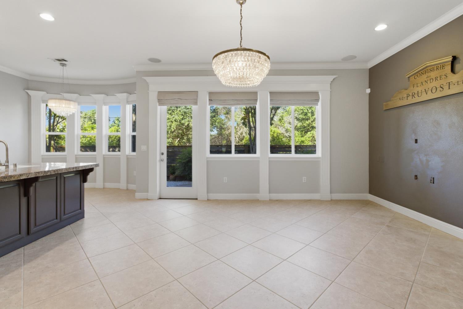 5605 Ritz Way Fair Oaks, CA 95628 - Photo 12 of 44