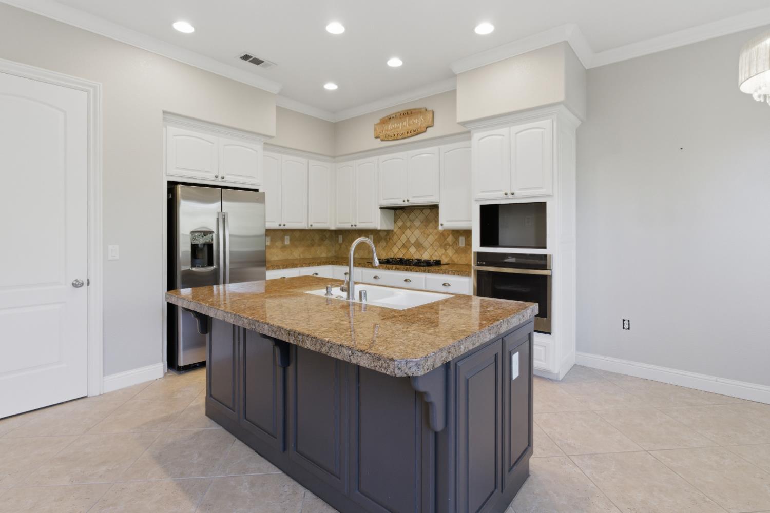 5605 Ritz Way Fair Oaks, CA 95628 - Photo 16 of 44