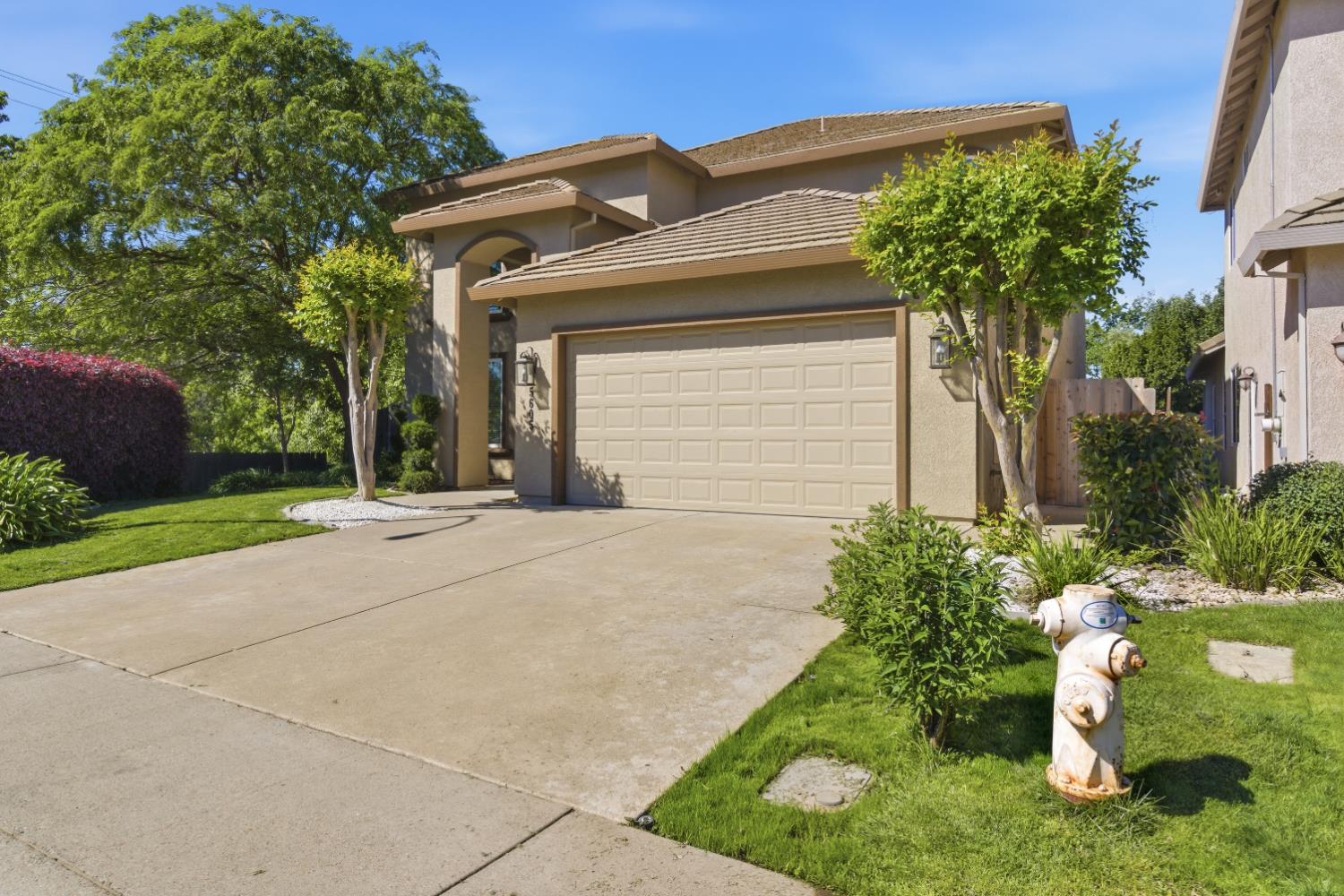 5605 Ritz Way Fair Oaks, CA 95628 - Photo 3 of 44