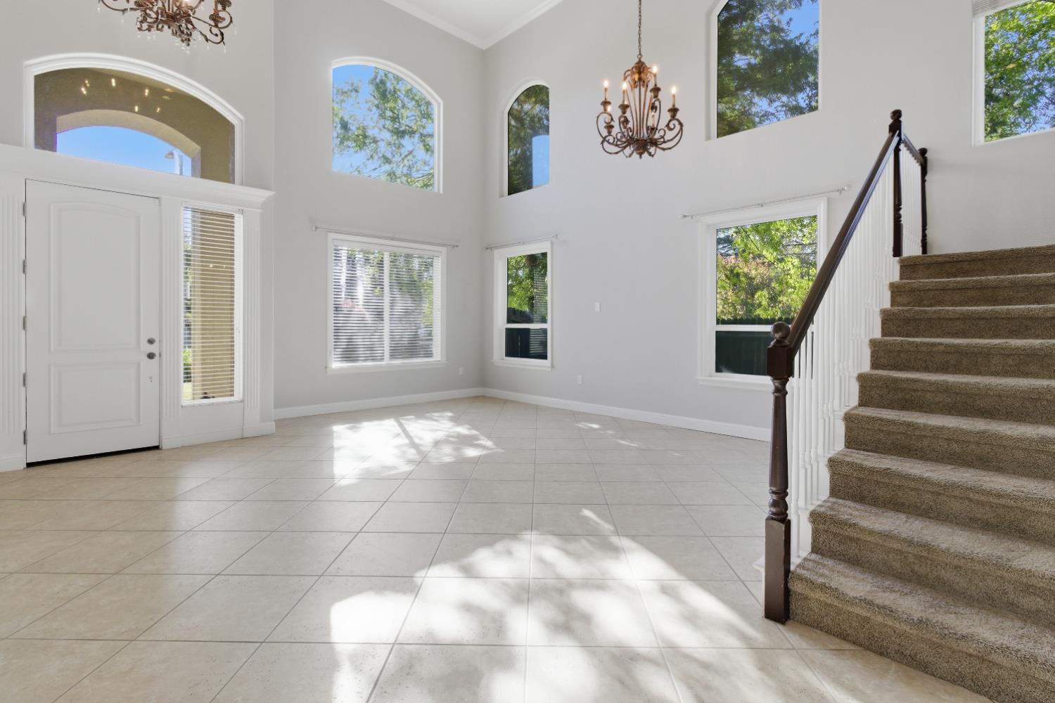 5605 Ritz Way Fair Oaks, CA 95628 - Photo 7 of 44