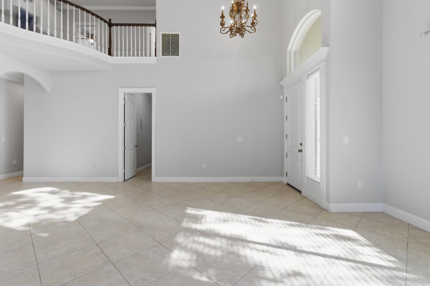 5605 Ritz Way Fair Oaks, CA 95628 - Photo 8 of 44