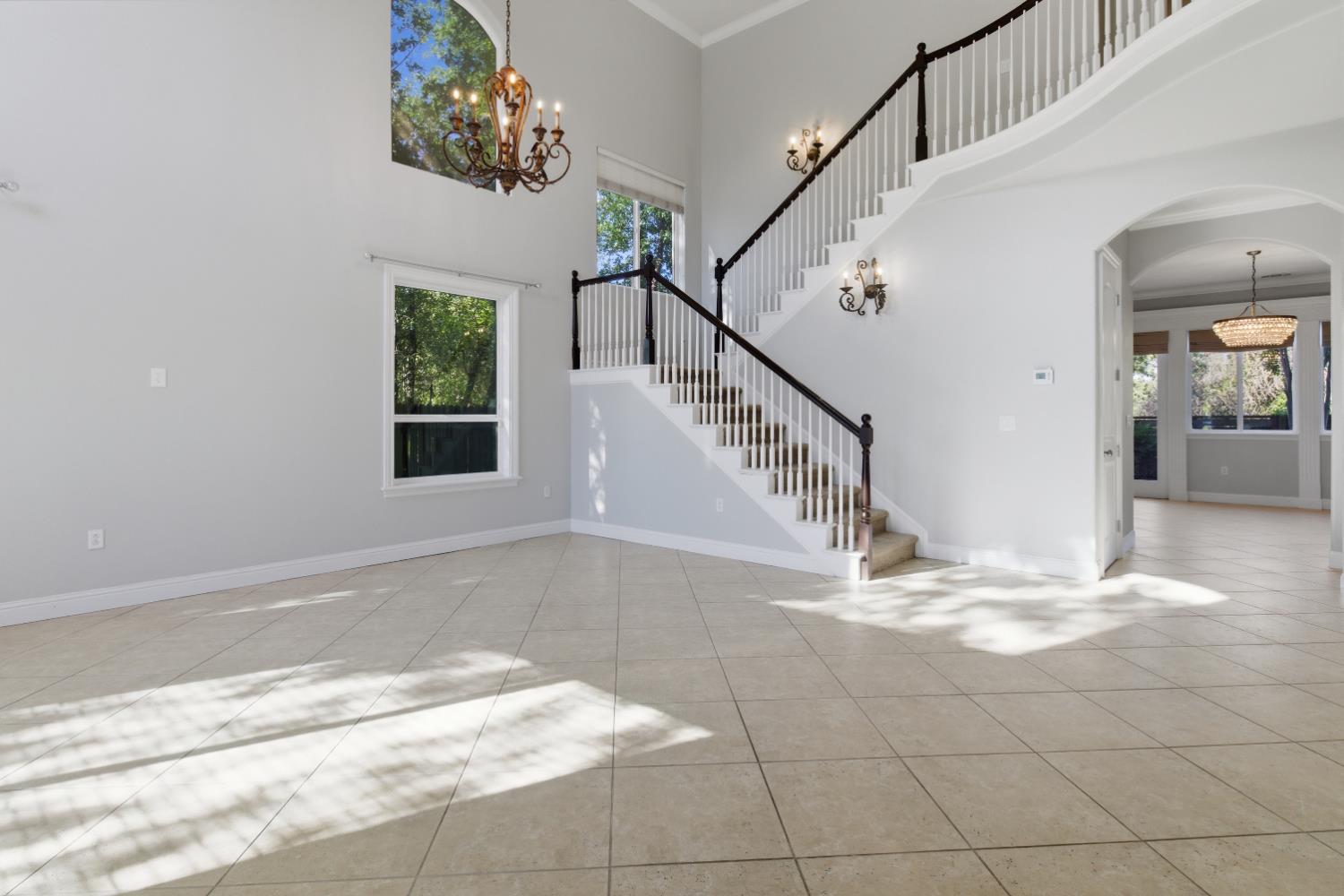 5605 Ritz Way Fair Oaks, CA 95628 - Photo 10 of 44