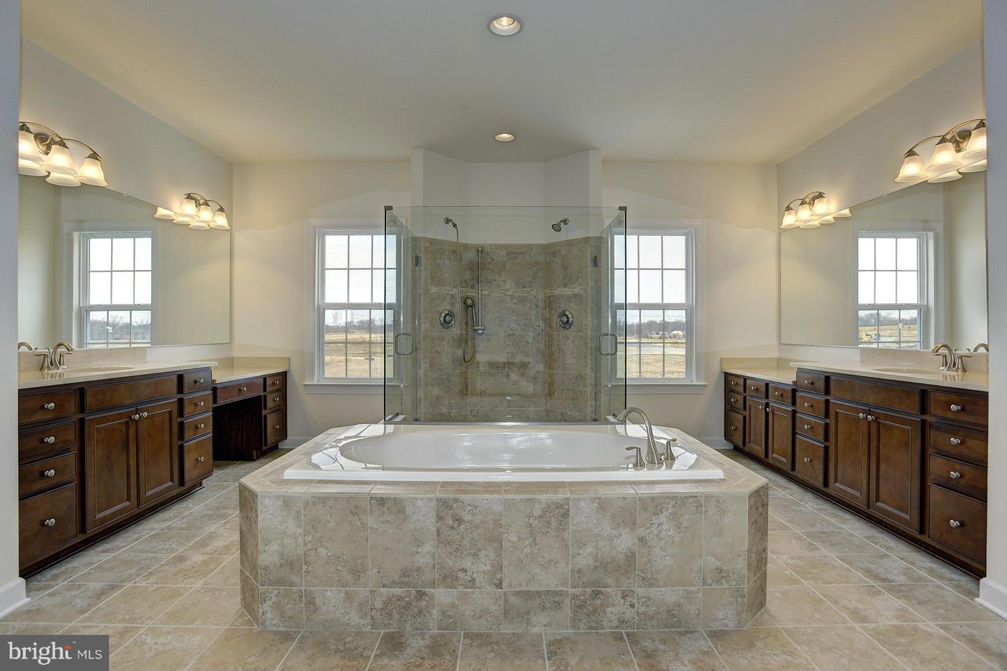 13004 Contee Manor Road Bowie, MD 20721 - Photo 22 of 30 Bath (Master)