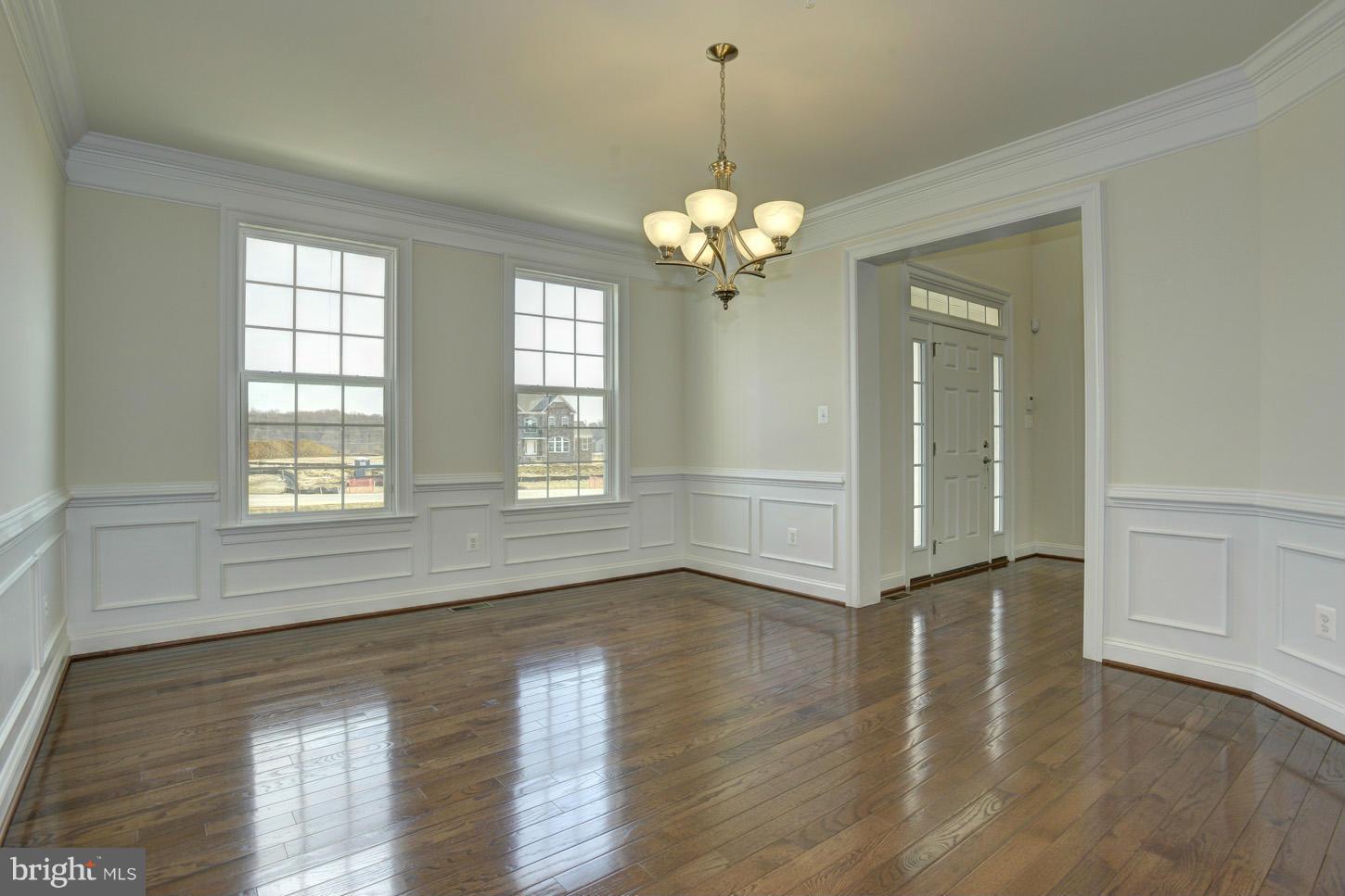 13004 Contee Manor Road Bowie, MD 20721 - Photo 4 of 30 Dining Room