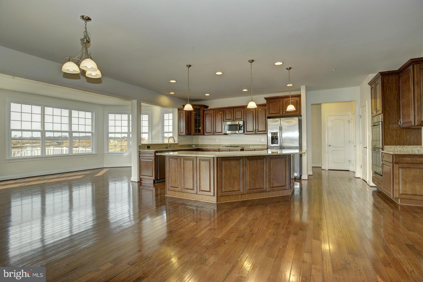 13004 Contee Manor Road Bowie, MD 20721 - Photo 7 of 30 Kitchen