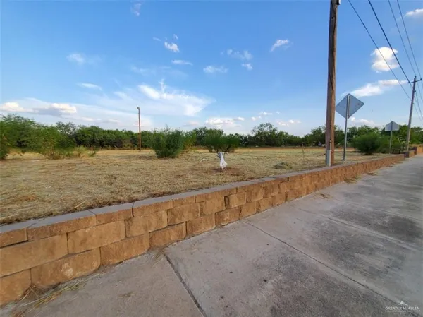 $119,000 | 1501 North 1st Street, Carrizo Springs, TX 78834