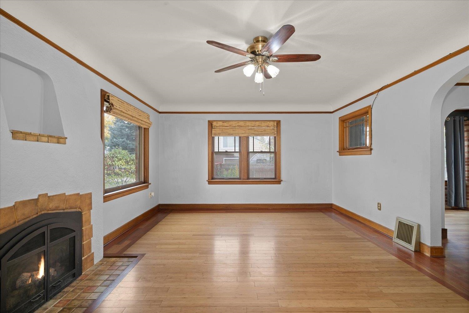 1119 North Bowdish Road Spokane Valley, WA 99206 - Photo 6 of 49 Gallery Image 6