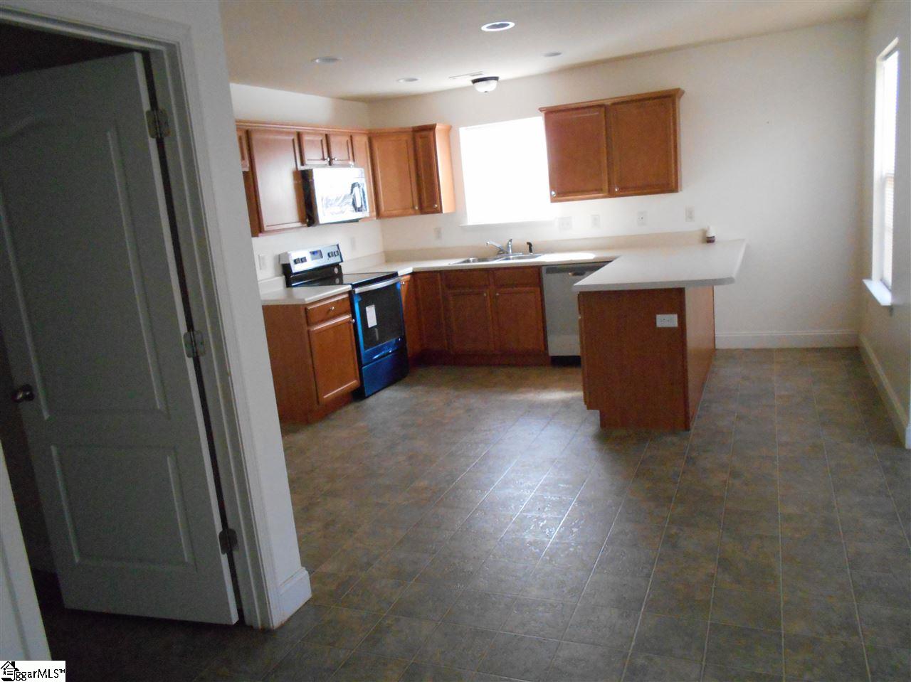 111 Foster Road Williamston, SC 29697 - Photo 4 of 23