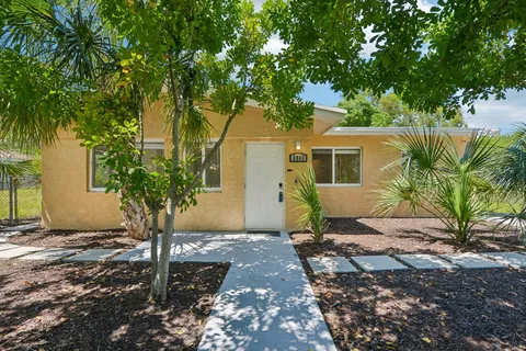 $419,000 | 2943 Northwest 13th Street, Fort Lauderdale, FL 33311