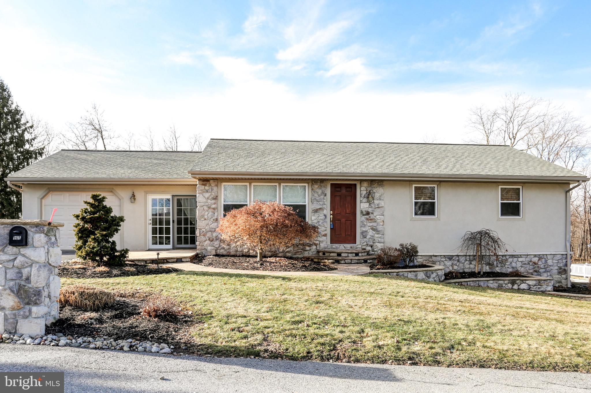 965 Hampden Road Elizabethtown, PA 17022 - Photo 1 of 43