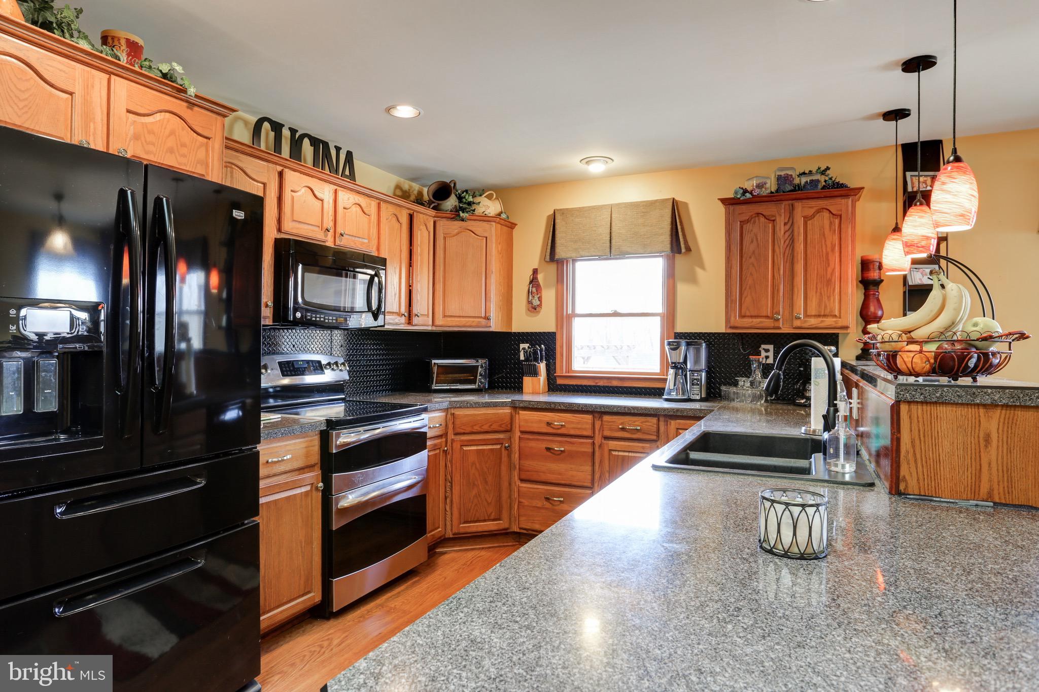 965 Hampden Road Elizabethtown, PA 17022 - Photo 9 of 43
