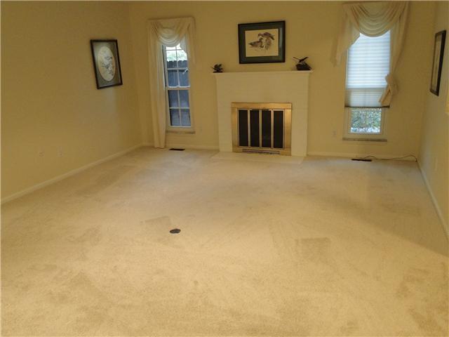 2136 Coach Road North, Unit 13 Columbus, OH 43220 - Photo 2 of 14