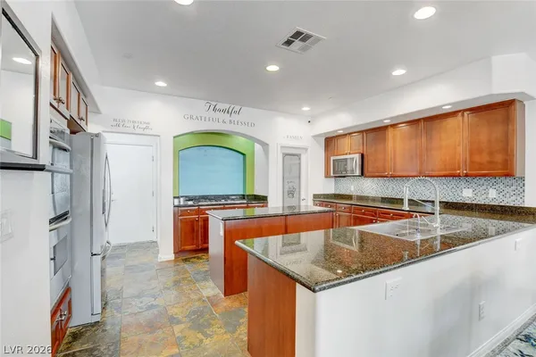 $689,000 | 4125 West Erinbird Avenue, North Las Vegas, NV 89084