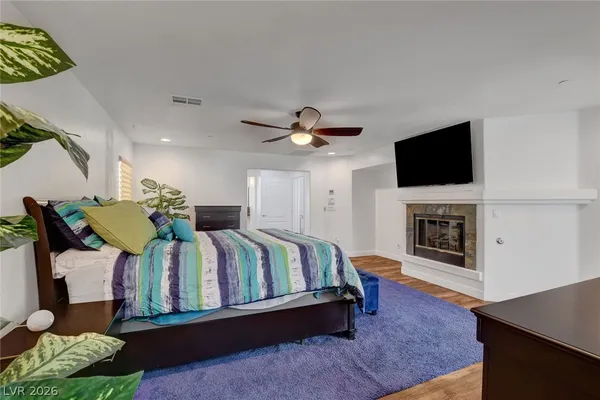$689,000 | 4125 West Erinbird Avenue, North Las Vegas, NV 89084