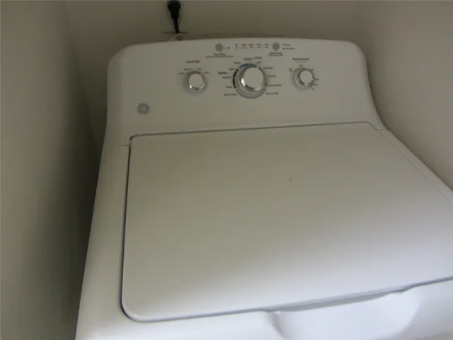 $115,000 | 6500 Harbor Town Drive, Unit 2902, Houston, TX 77036