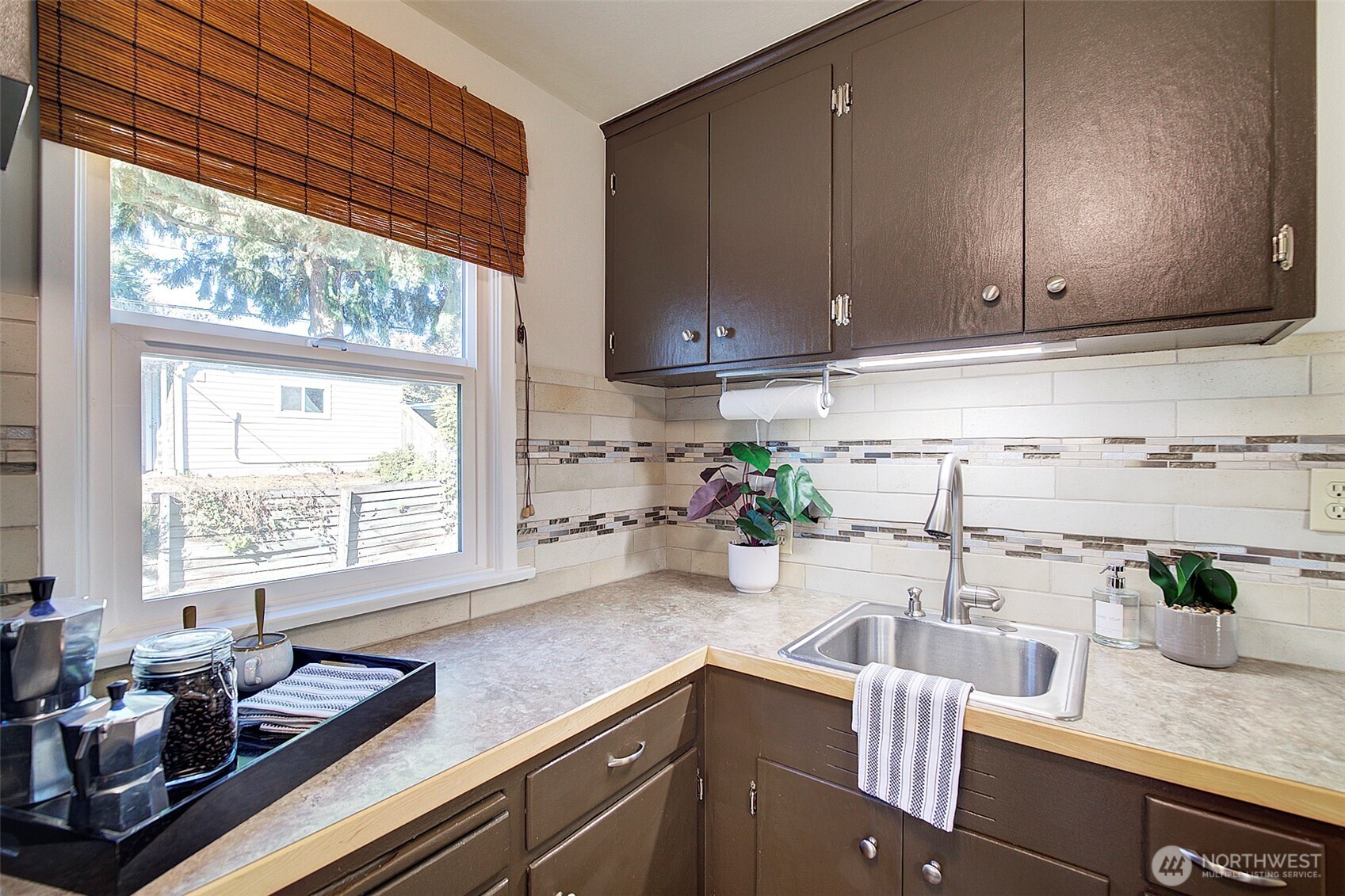 7357 28th Avenue Southwest Seattle, WA 98126 - Photo 13 of 36 Gallery Image 13