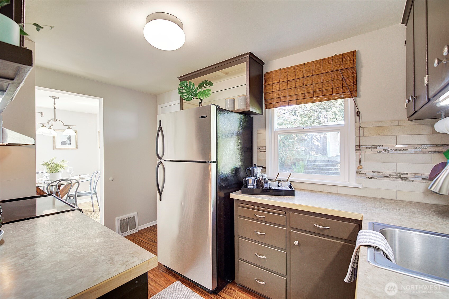 7357 28th Avenue Southwest Seattle, WA 98126 - Photo 14 of 36 Gallery Image 14