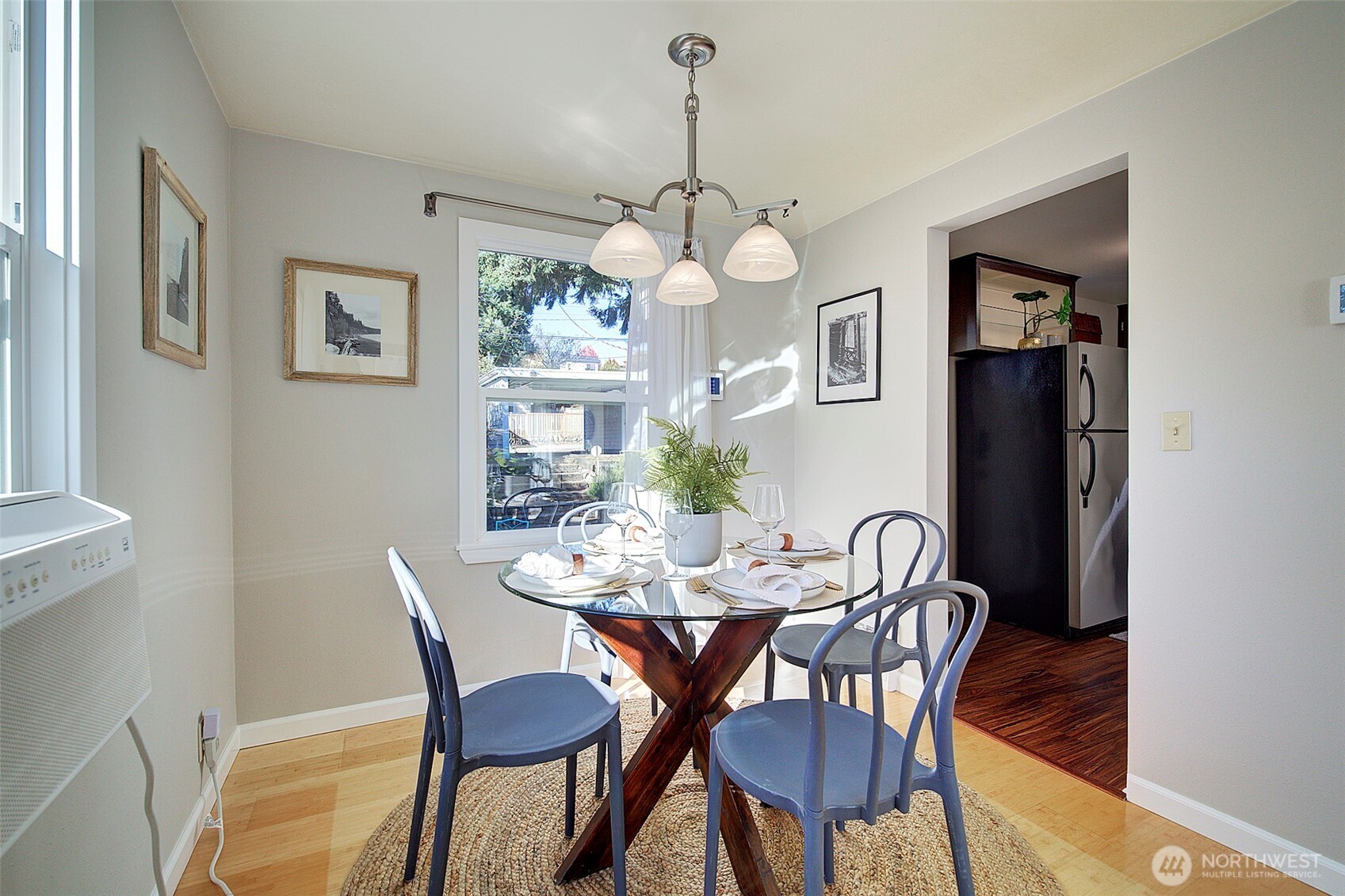 7357 28th Avenue Southwest Seattle, WA 98126 - Photo 10 of 36 Gallery Image 10