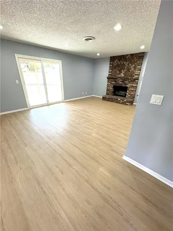 $2,800 | 504 Heyer Street, Lancaster, CA 93534