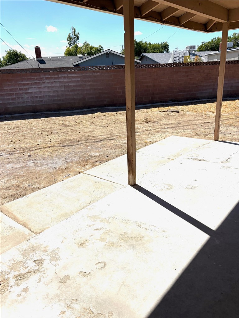 504 Heyer Street Lancaster, CA 93534 - Photo 8 of 8 a view of ocean from a window