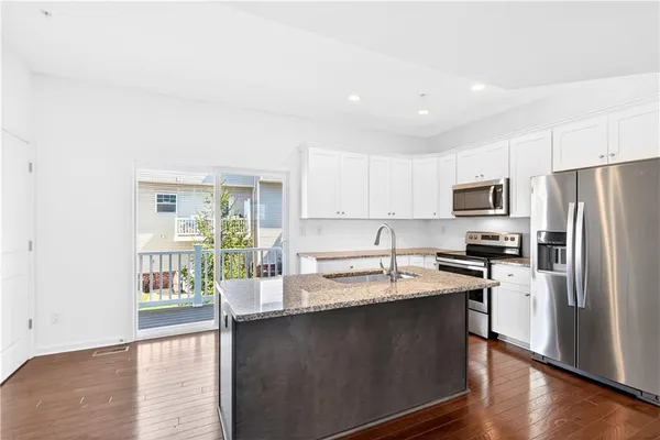 $350,000 | 221 Faulk Drive, Warrendale, PA 15086