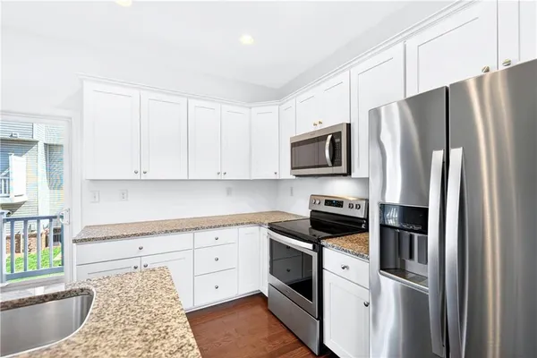 $350,000 | 221 Faulk Drive, Warrendale, PA 15086