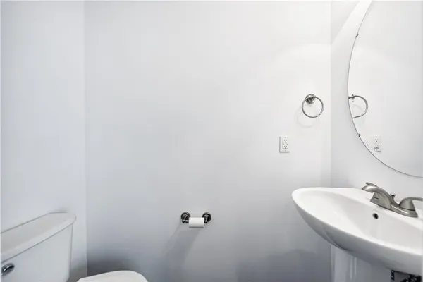 $350,000 | 221 Faulk Drive, Warrendale, PA 15086