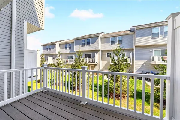 $350,000 | 221 Faulk Drive, Warrendale, PA 15086