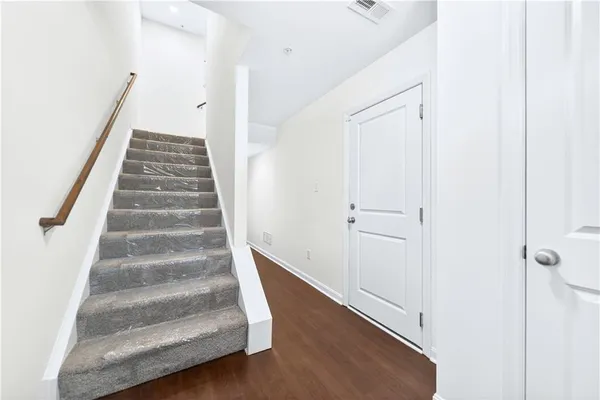 $350,000 | 221 Faulk Drive, Warrendale, PA 15086