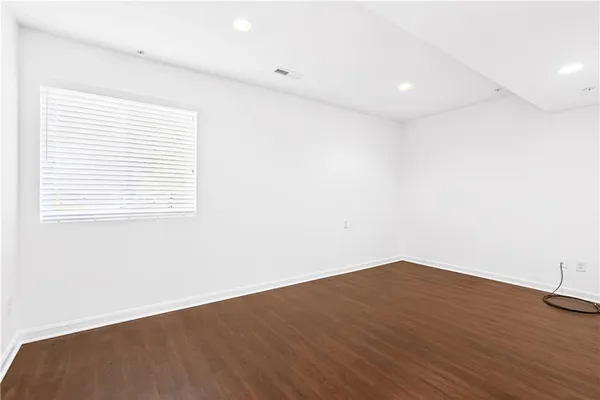 $350,000 | 221 Faulk Drive, Warrendale, PA 15086