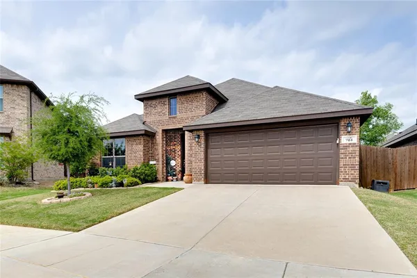 $440,000 | 744 Sandy Chip Trail, Fort Worth, TX 76108