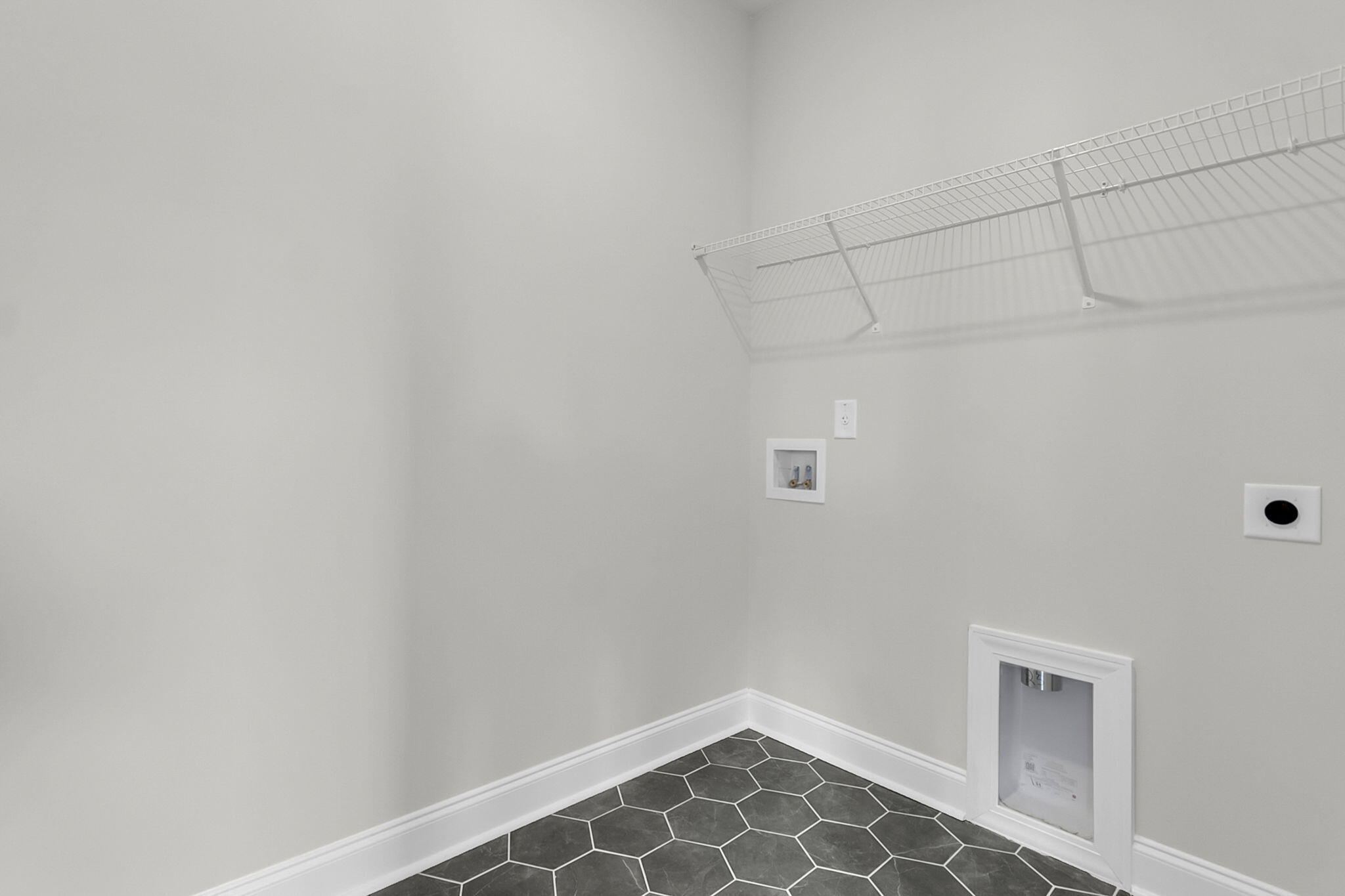 755 Maynard Lane Summerville, SC 29486 - Photo 29 of 49 CREM - 755 Maynard-35