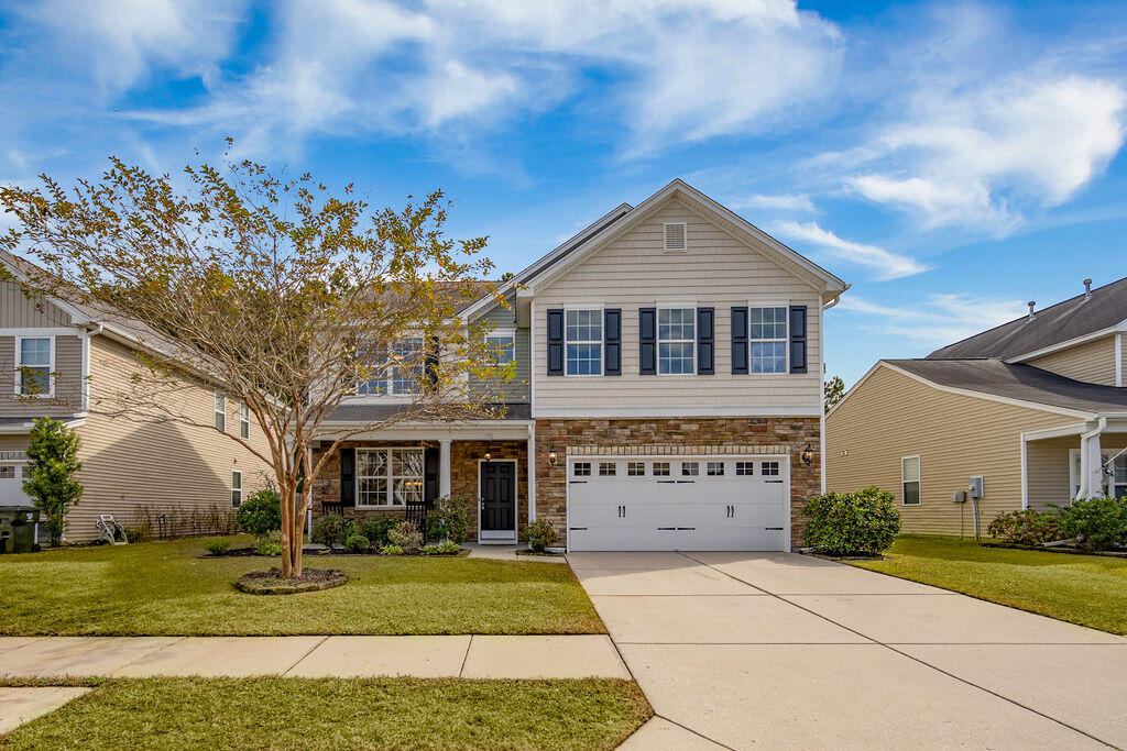 192 Decatur Drive Summerville, SC 29486 - Photo 1 of 46 Welcome Home!