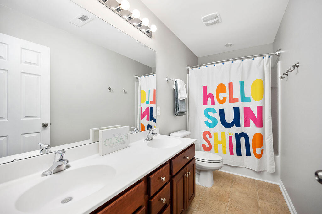 192 Decatur Drive Summerville, SC 29486 - Photo 20 of 46 Second Bathroom