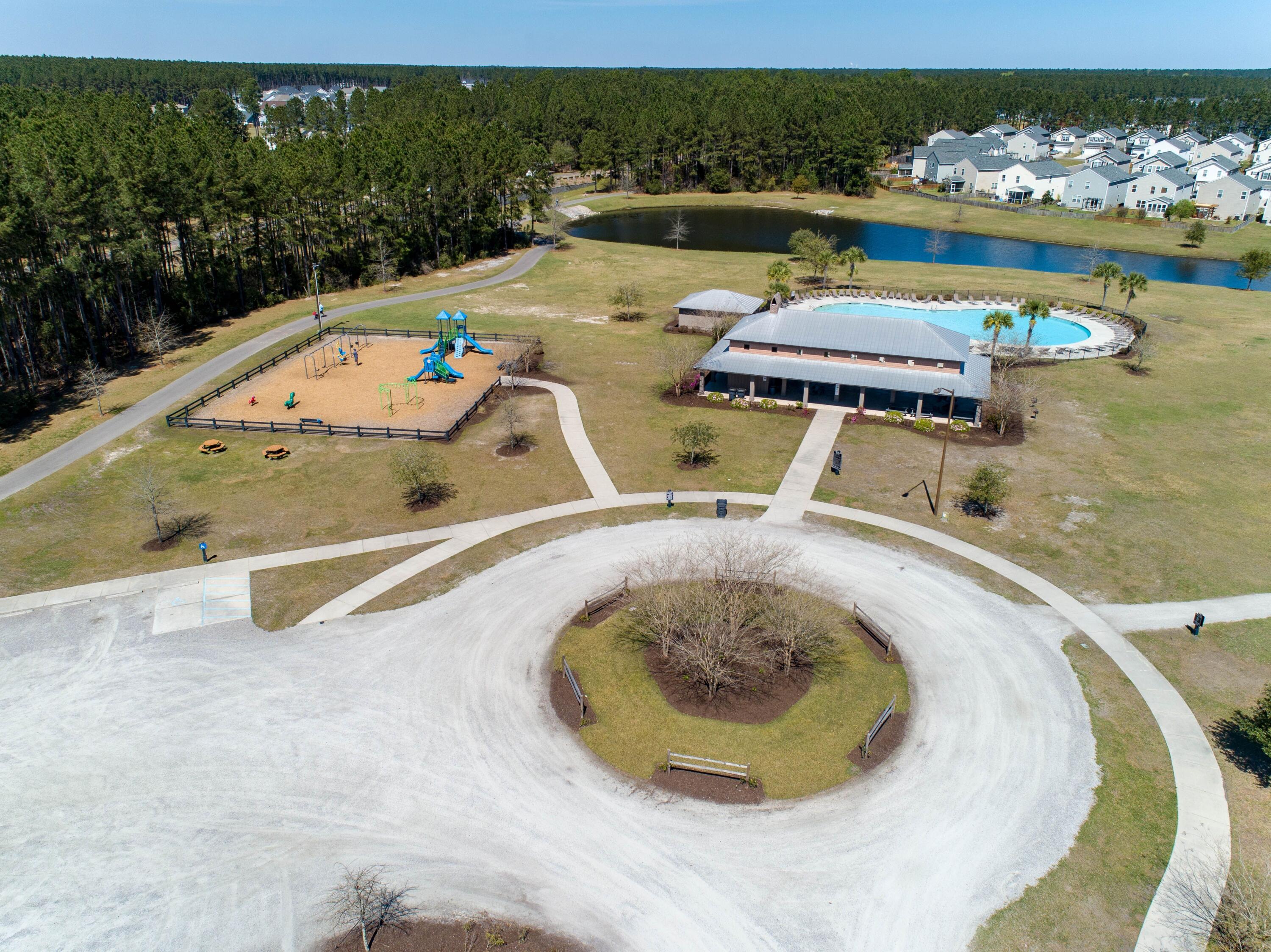 192 Decatur Drive Summerville, SC 29486 - Photo 27 of 46 Amenity Center
