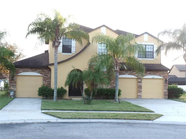 $2,800 | 3240 Pineapple Isle Drive, Kissimmee, FL 34746