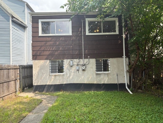 6542 South Carpenter Street Chicago, IL 60621 - Photo 15 of 17 a view of outdoor space and yard