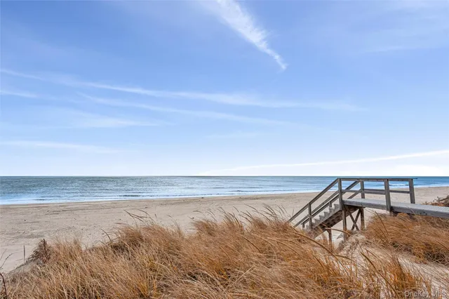 $2,350,000 | 630 Dune Road, Westhampton, NY 11978