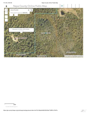 a picture of a bathroom