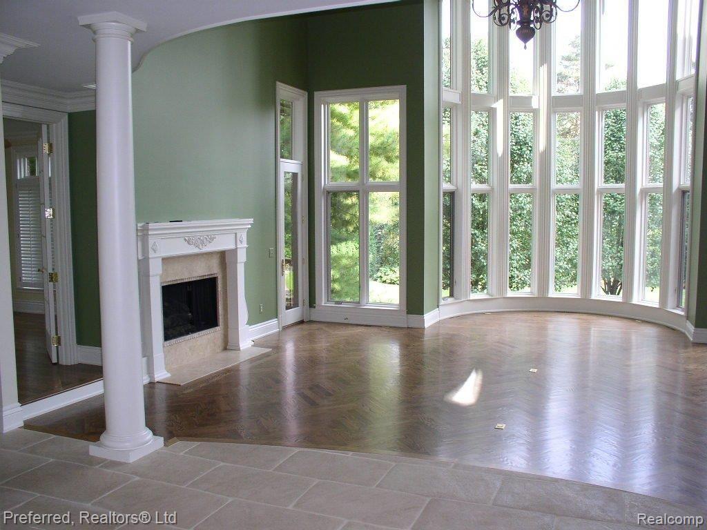 5425 Longmeadow Road Bloomfield Hills, MI 48304 - Photo 11 of 23 P1010050.JPG