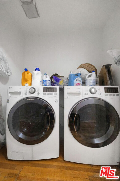 8600 La Tuna Canyon Road Sun Valley, CA 91352 - Photo 23 of 60 a utility room with dryer and washer