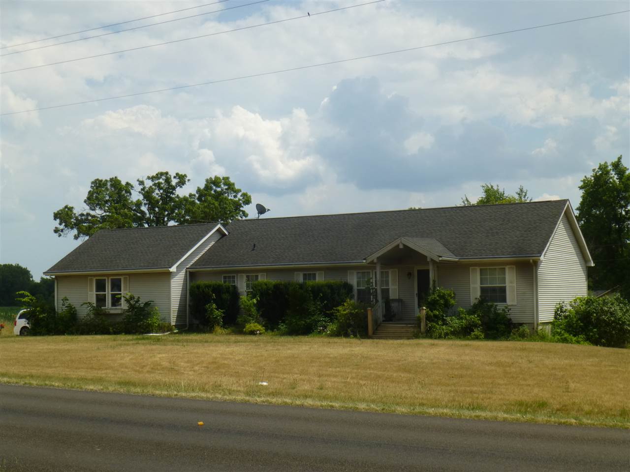 12024 Barnes Road Byron, MI 48418 - Photo 1 of 34