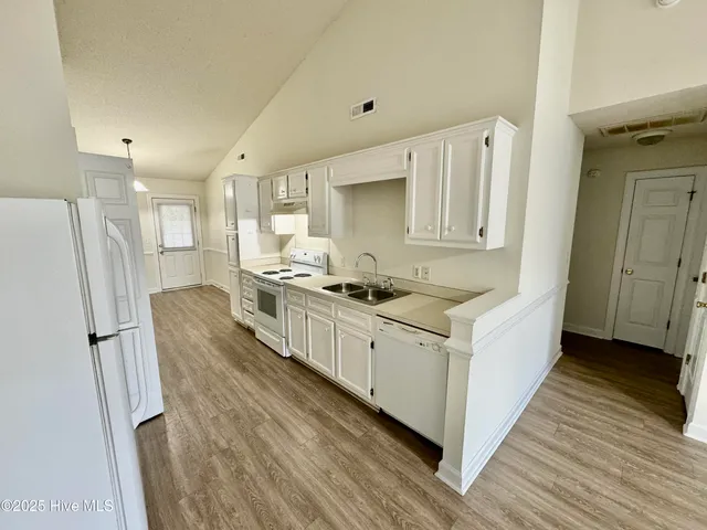 $1,400 | 1400 Joel Drive, Unit A, Greenville, NC 27834