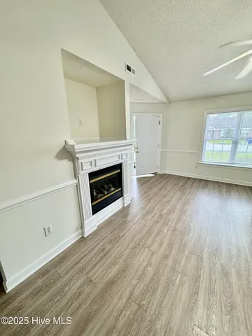 $1,400 | 1400 Joel Drive, Unit A, Greenville, NC 27834