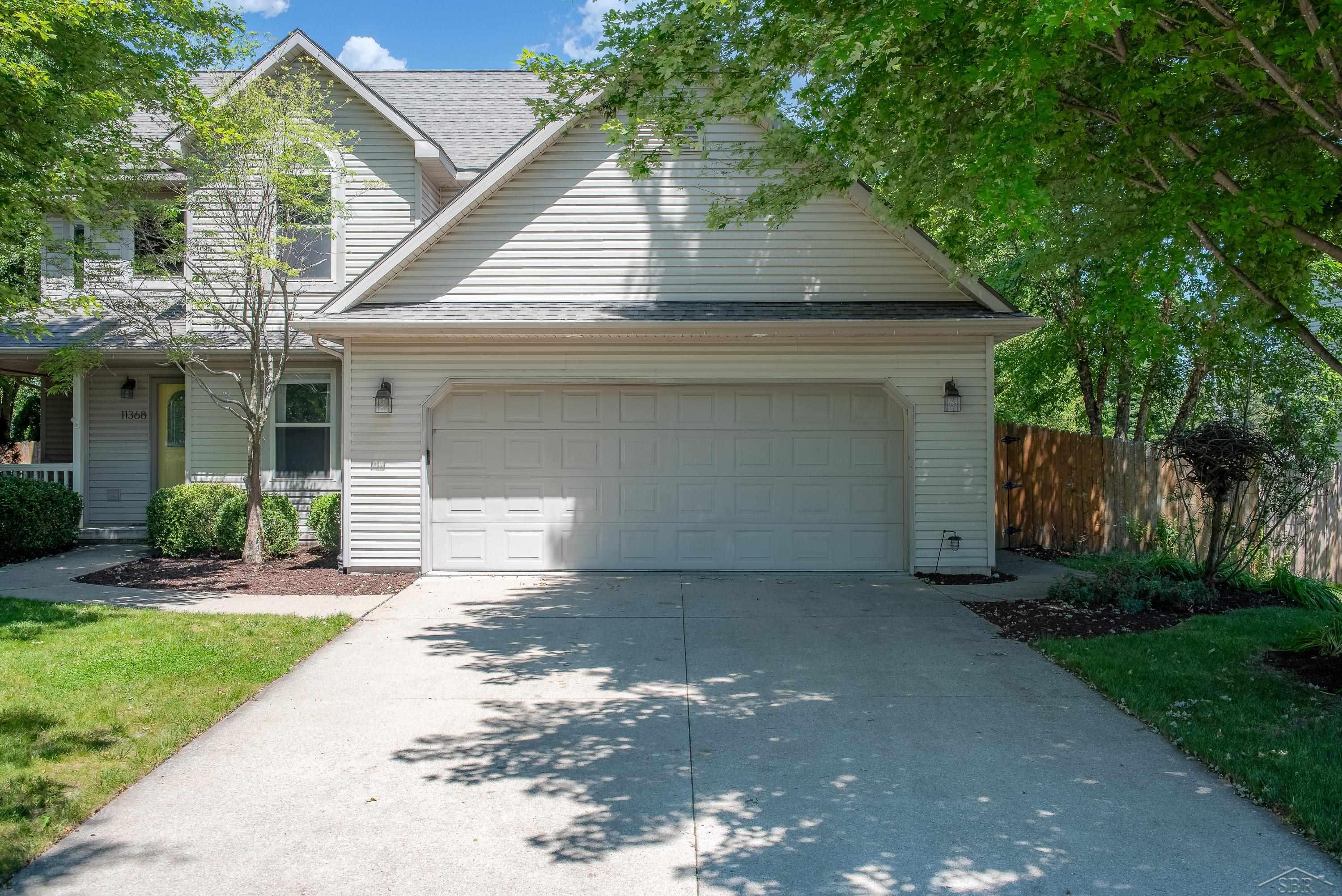 11368 August Lane Freeland, MI 48623 - Photo 2 of 40