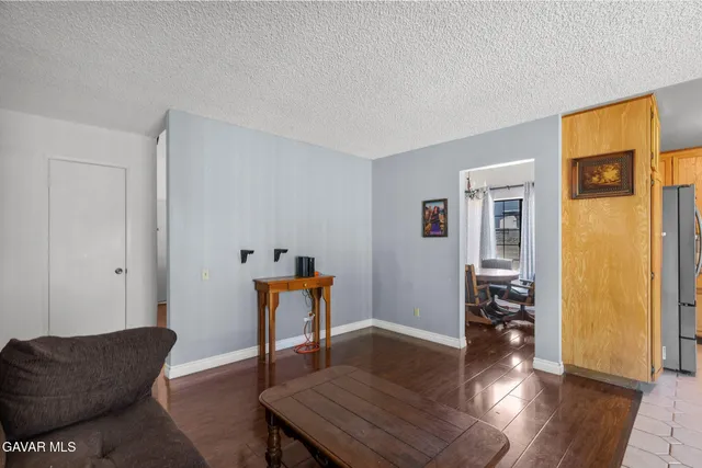 $2,650 | 663 Eston Place, Lancaster, CA 93535